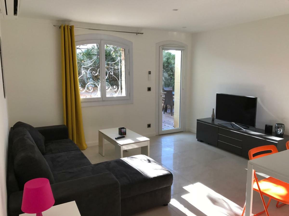 Le Nautile Villa Hyeres Exterior photo